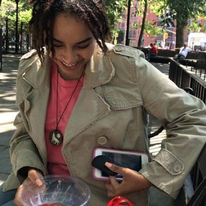 Meet your Posher, Ronelly